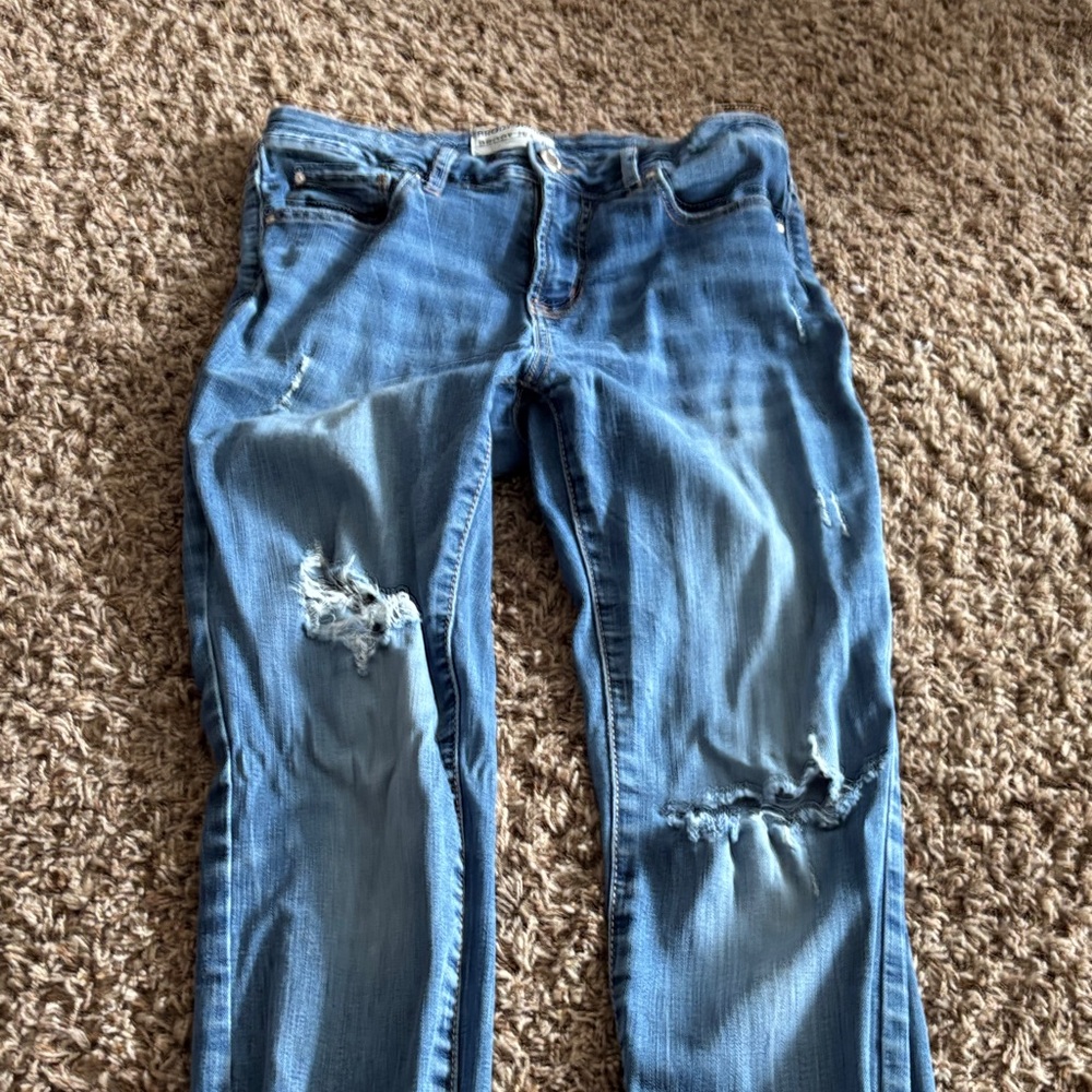 Women's Light Blue Distressed Skinny Jeans